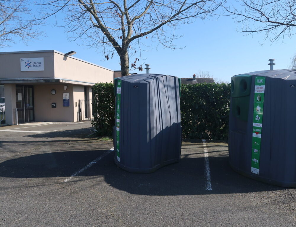 Le PAV des Plantagenêts est transféré place de la République