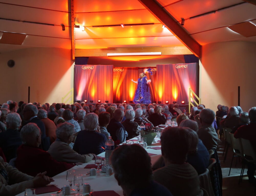 Un après-midi cabaret réussi : Plus de 200 participants !