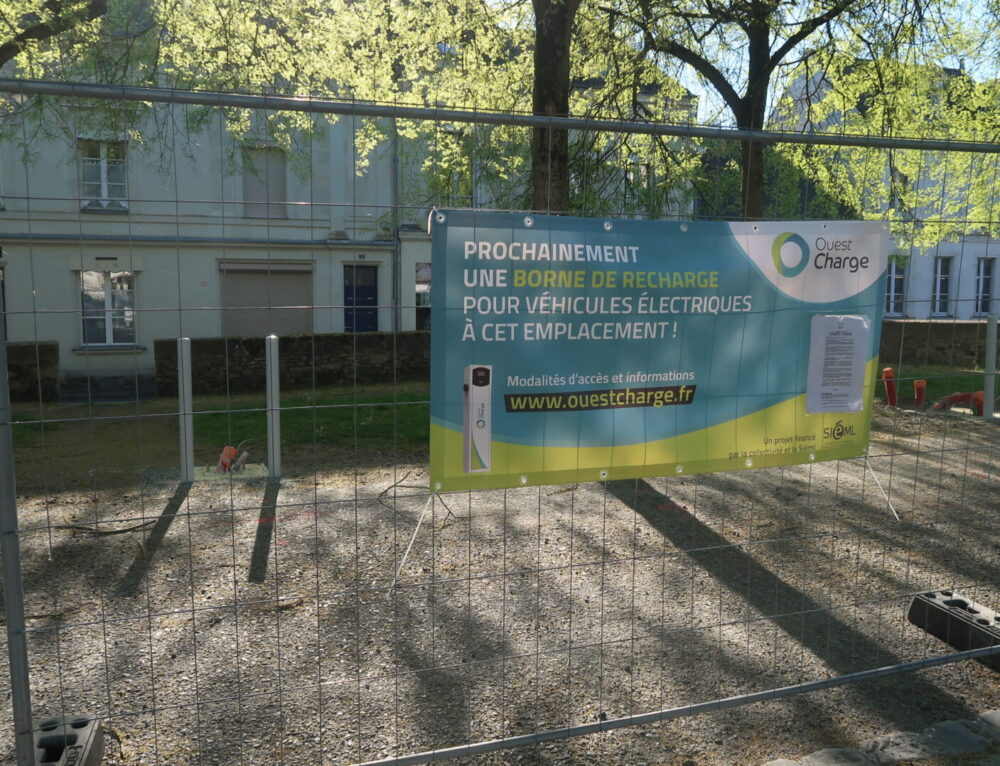 Quatre nouvelles bornes de recharge IRVE dans la commune